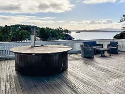 6 Person Holiday Home in Hosteland