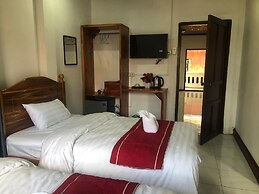 That Luang Place House