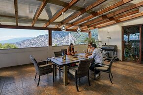 Casa El Mirador Jacuzzi and Terrace