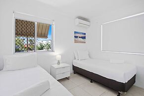 Palm Beach Waterfront Escape