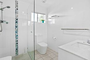 Palm Beach Waterfront Escape