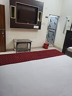 Ramam By Naavagat 700 Meter From Temple