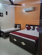 Ramam By Naavagat 700 Meter From Temple