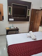 Ramam By Naavagat 700 Meter From Temple