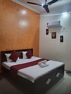 Ramam By Naavagat 700 Meter From Temple