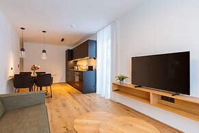 Modern Apartment With Balcony