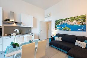 La Casa Rosa al Mare apartment & garage