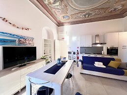 La Casa Rosa al Mare apartment & garage