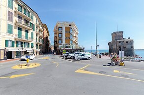 La Casa Rosa al Mare apartment & garage