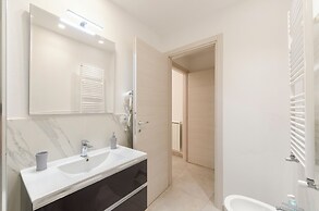La Casa Rosa al Mare apartment & garage