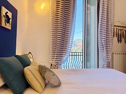 La Casa Rosa al Mare apartment & garage