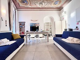 La Casa Rosa al Mare apartment & garage