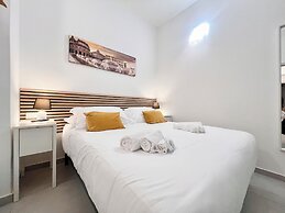 La Casa Rosa al Mare apartment & garage