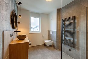 Exclusive Apartment in Fiss