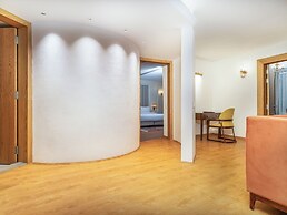 Sarovar Premiere Srinagar