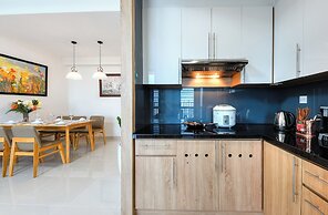 Amazing CBD Rivergate Apartment & Pool