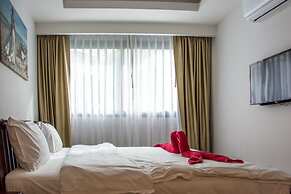 Aspen GSR -  Laguna Beach Resort 2