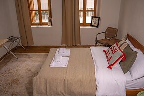 Buddha House Hotel and Cocktail Bar