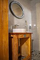 Buddha House Hotel and Cocktail Bar