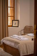 Buddha House Hotel and Cocktail Bar