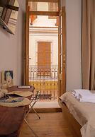 Buddha House Hotel and Cocktail Bar