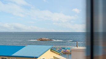 Sokcho Jaja Ocean View Pension