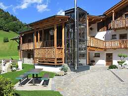 Alpine Mountain Chalet
