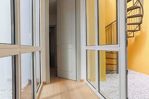 Lakefront Contemporary