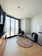 Sea View Edge Central Pattaya