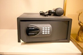 Sea View Edge Central Pattaya