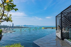 Sea View Edge Central Pattaya