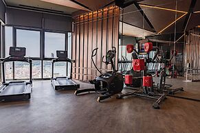 Sea View Edge Central Pattaya