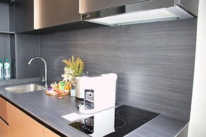 Sea View Edge Central Pattaya