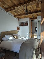 Casa Hostalets - In the Middle of the Olive Trees