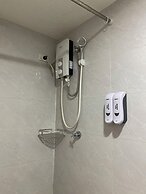 Guangdong Business Hotel SM Mall of Asia Guangdong Hotel