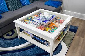 240 Spacious Modern Home w AC