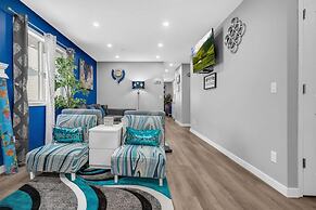 240 Spacious Modern Home w AC