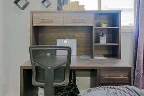 240 Spacious Modern Home w AC