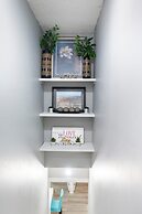 240 Spacious Modern Home w AC