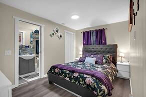 240 Spacious Modern Home w AC