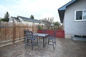 33 Executive Home A C Airport