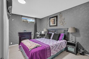 33 Executive Home A C Airport