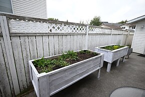 33 Executive Home A C Airport