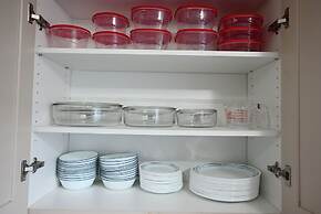 33 Executive Home A C Airport