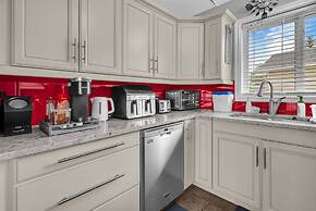 33 Executive Home A C Airport