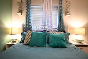 33 Executive Home A C Airport