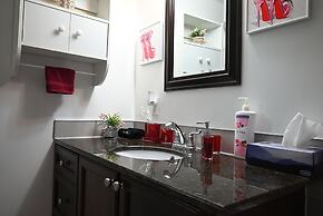 33 Executive Home A C Airport