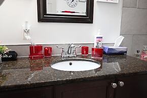 33 Executive Home A C Airport