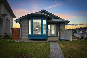 33 Executive Home A C Airport