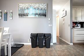 33 Executive Home A C Airport